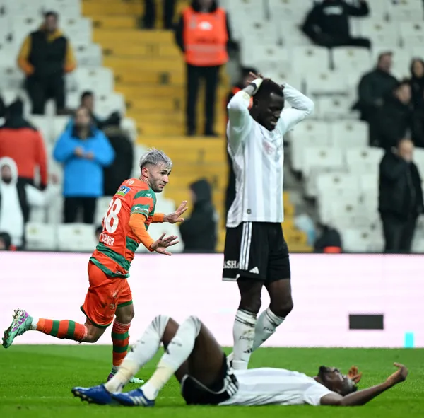 Beşiktaş Alanyaspor’a 3-1 mağlup oldu! Kartal evinde ağır yaralı