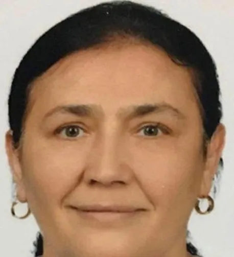 Psikolojik sorunları olan kadın ortalığı kan gölüne çevirdi - 1