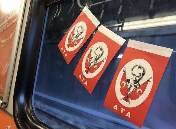 CHP'li İBB'den skandal harcama! Metro camlarını süsledi 5,8 milyon TL ödedi - 1