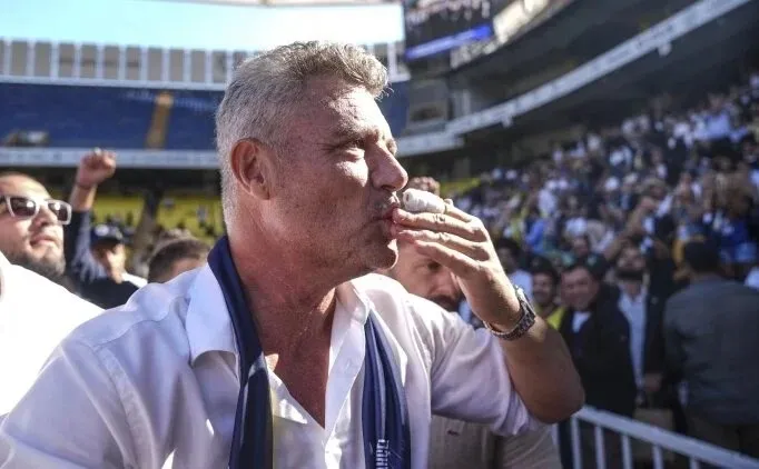 fenerbahcede-ali-koc-donemi-resmen-sona-erdi-7-yilda-tek-kupa-basarisi-iste-kocun-karnesi-1758494535056.jpeg Fenerbahçe’de Ali Koç dönemi resmen sona erdi: 7 yılda tek kupa başarısı! İşte Koç’un karnesi