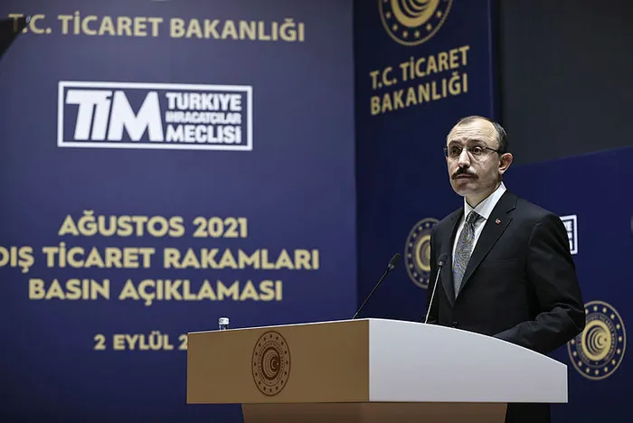Son dakika: İhracatta Cumhuriyet tarihinin rekoru kırıldı! 2021 hedefi bile aşıldı