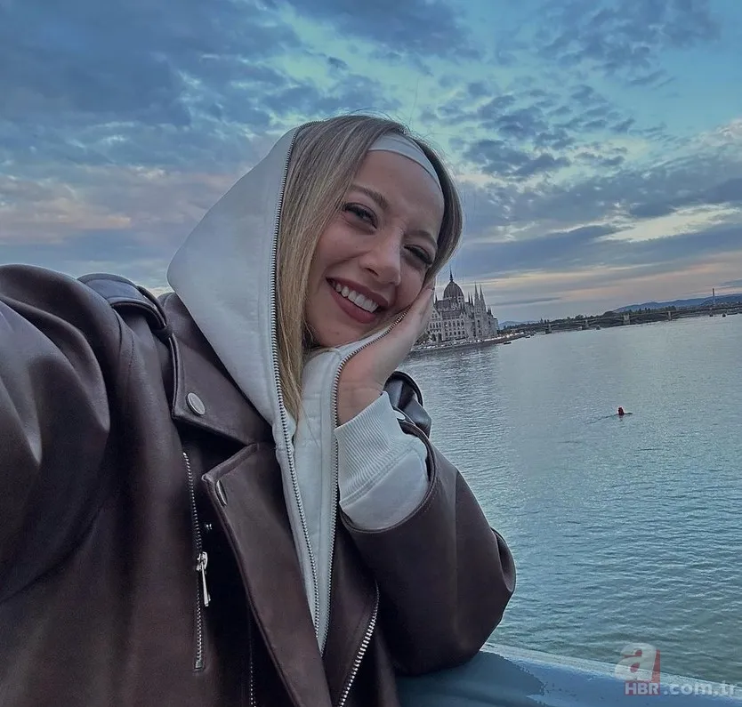 Doğukan Güngör ile Aleyna Kalaycıoğlu sevgili mi? Tatilde böyle görüntülendiler! 5