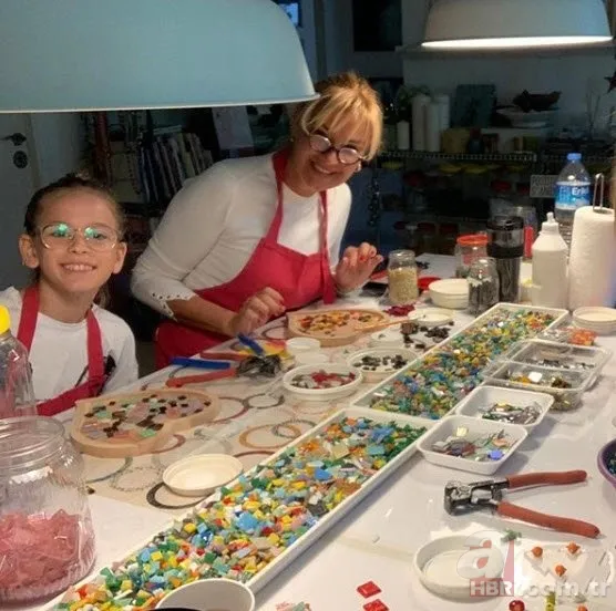 Azra Akın ve Atakan Koru oğullarının birinci yaş gününü partiyle kutladı 14