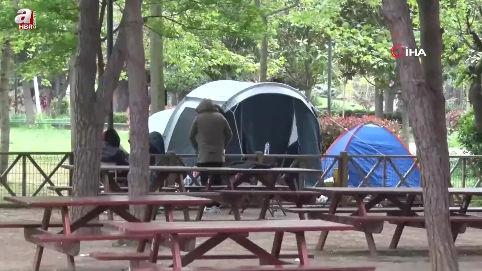İstanbullular yeni güne çadırlarda uyandı