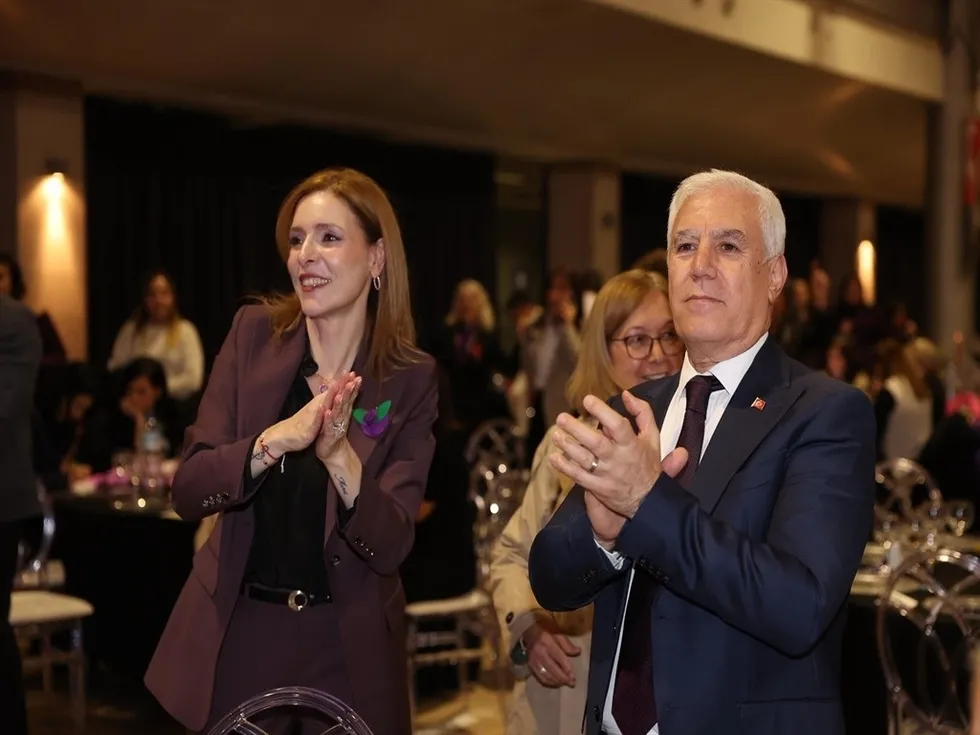 Mustafa Bozbey "alakam yok" demişti! Tapular yatak odasından çıktı - 1
