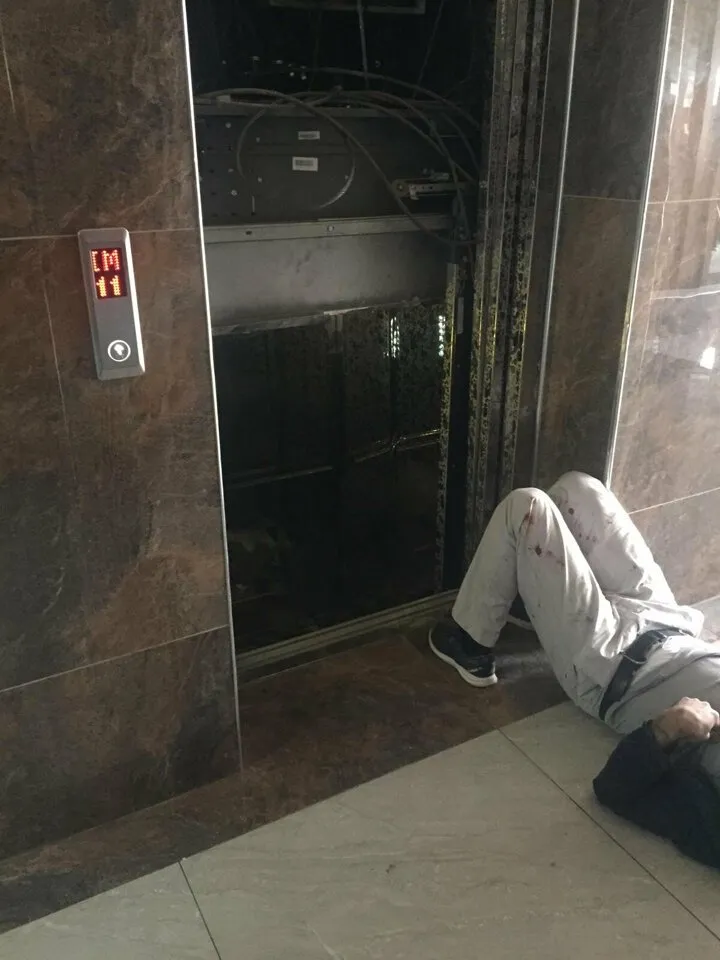 Son dakika | Yürekleri ağza getiren olay! Asansör 11. kattan yere çakıldı! Baba oğlunu işte böyle kurtardı
