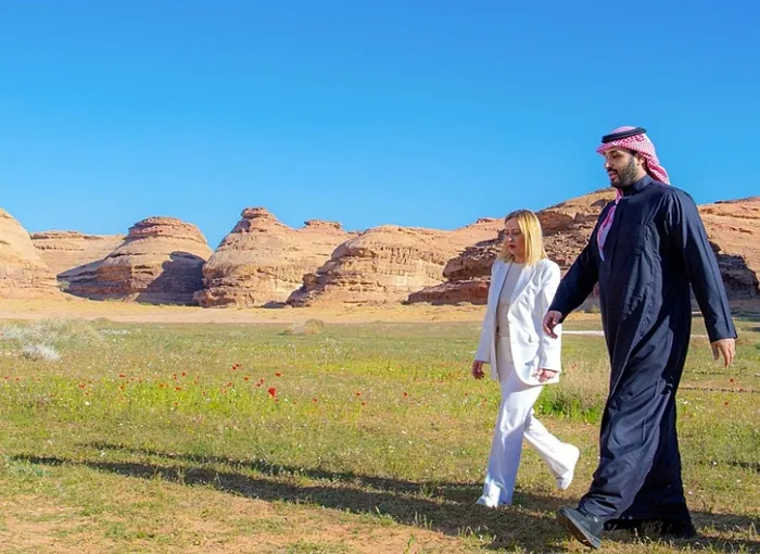 meloni-prens-selmanin-cadirinda-iki-ulke-anlasmaya-vardi-1737974324363.jpg Foto: Reuters