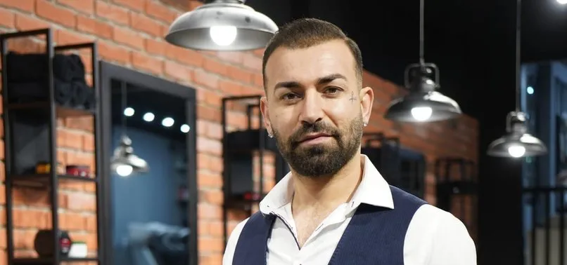 Yıldız futbolcuların berberi Şenol Erdoğan kimdir?