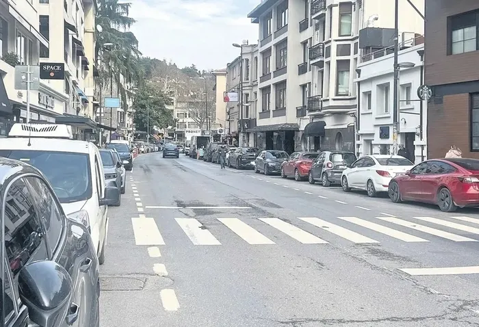 uyusturucu-ve-fuhus-operasyonu-bebeki-vurdu-esnaf-eski-gunlerini-ariyor-1769493449254.jpeg Uyuşturucu ve fuhuş operasyonu Bebek'i vurdu! Esnaf eski günlerini arıyor...