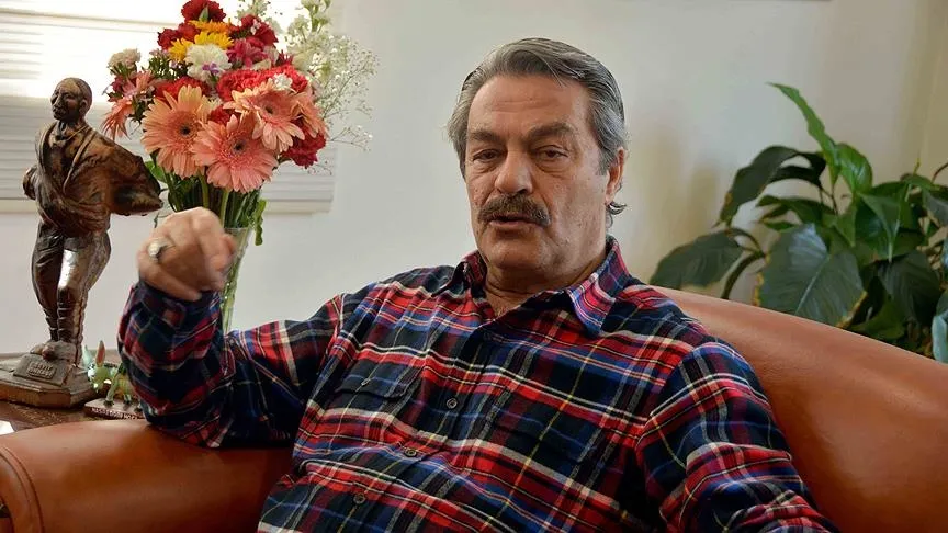 kadir-inanirdan-uzen-haber-usta-isim-entube-edildi-1779373090930.jpg Kadir İnanır'dan üzen haber: Usta isim entübe edildi - 2