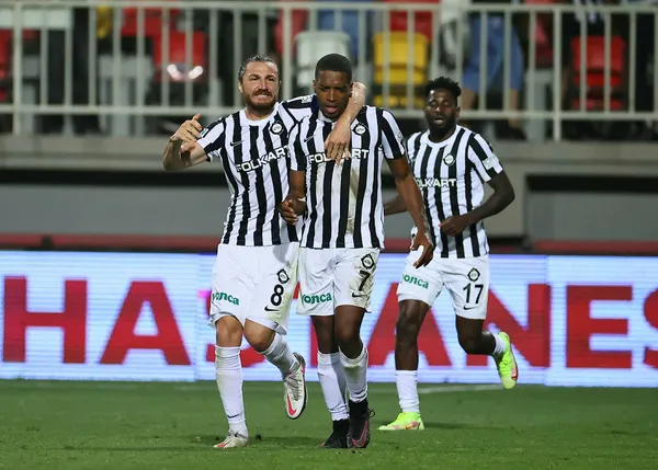 İzmir derbisi Altay’ın! Altay 2-1 MAÇ SONUCU-ÖZET