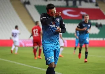 Bursaspor'un orta sahaları gol yükünü sırtlıyor