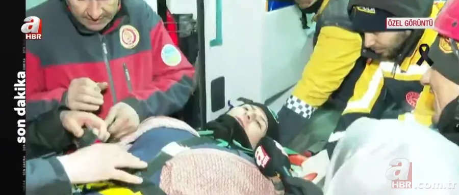 İŞTE DEPREMİN KORKUNÇ ETKİSİ! Kahramanmaraş'ta yol 3 metre kaydı 16