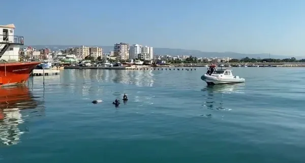 mersinde-deniz-uzerinde-yuzen-ceset-bulundu-1628934745148.jpg