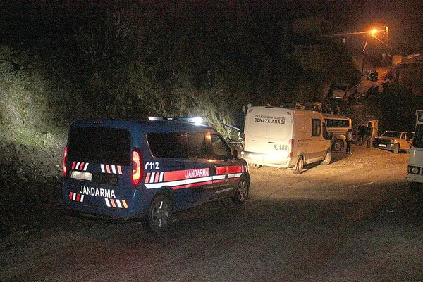 İzmir Ödemiş'te vahşet! Tartıştığı kişiyi sokak ortasında tüfekle öldürdü - 1