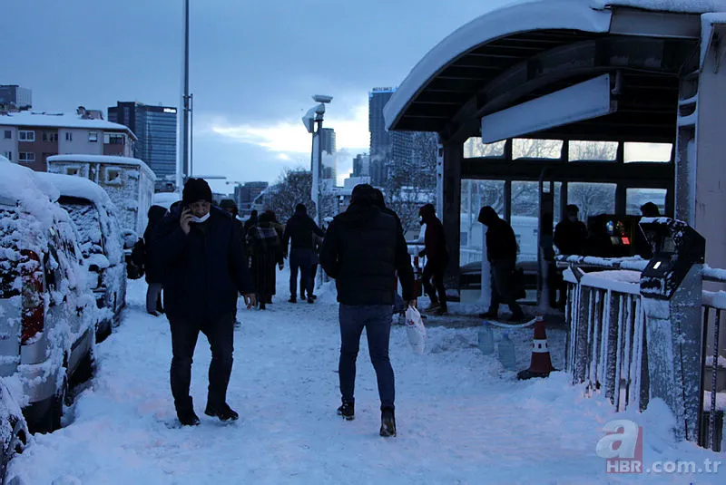 İstanbul yaya kaldı! Yetersiz İBB vatandaşa eziyet oldu 14