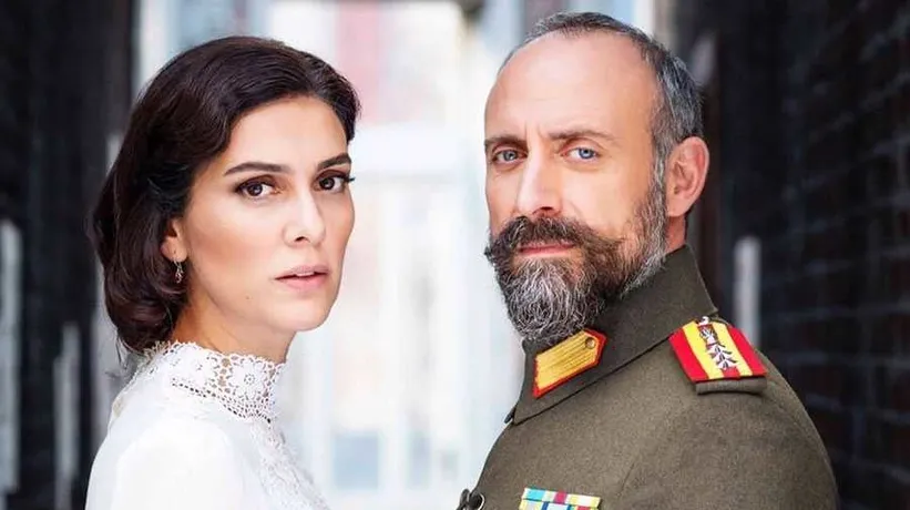 Halit Ergenç’ten 16 yıl sonra gelen itiraf! Eşiyle bakın tanışmış...