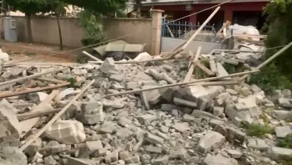 Kırıkkale’de şiddetli fırtına caminin minaresini yıktı
