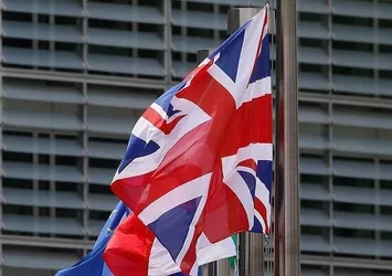 İngiltere Lübnan'dan tahliyelere başlıyor