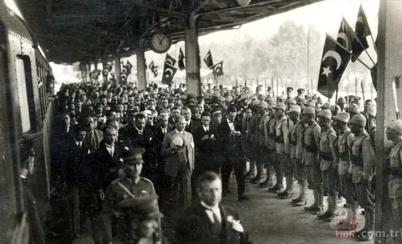 Cumhuriyet Bayramı'na özel Atatürk'ün hiç bilinmeyen fotoğrafları | 29 Ekim'e özel Mustafa Kemal Atatürk'ün en güzel sözleri! 4