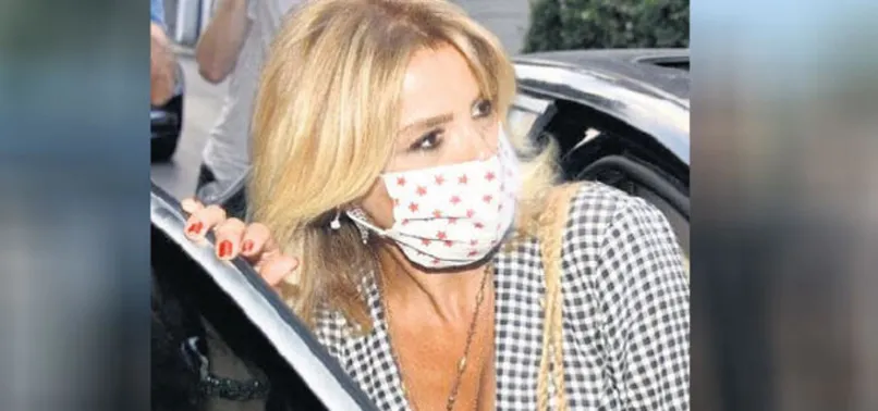 Gülben Ergen'den maskeli gönderme!