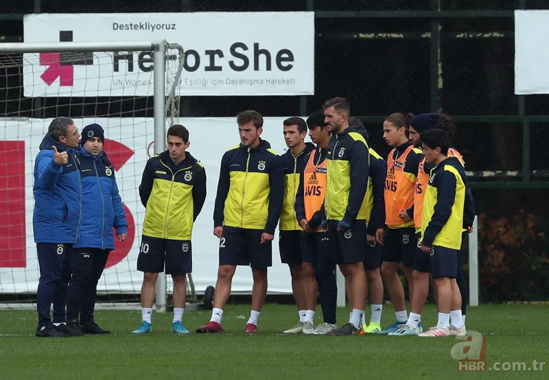 Fenerbahçe'de golcü transferi gelişmesi! Kiralık gelecek 4