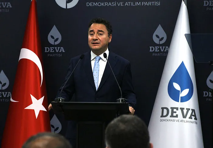 Son dakika: DEVA Partisi’nde ajan kaosu! Bir istifa kararı daha...