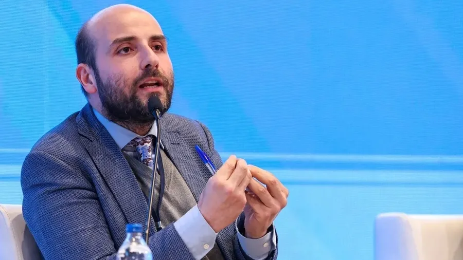 1776276099601.jpeg Okul saldırıları sonrası ailelere uyarı: Bu davranışlar kırmızı alarm - 4