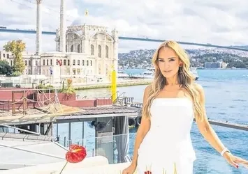 Boğaz'da görkemli kutlama! Alman futbol efsanesinin eski eşi yeni yaşına Türkiye'de girdi