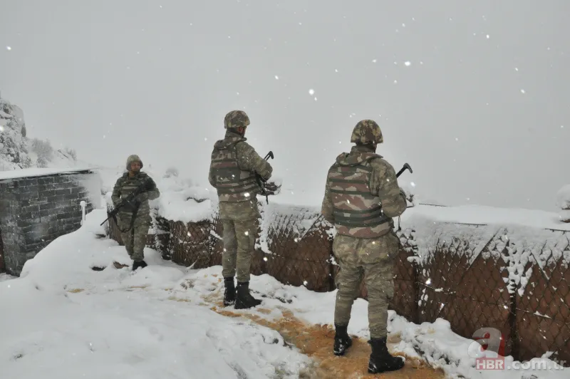 7 üs bölgesi kuruldu! Geçiş yolları ateş altında... 19