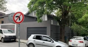 ‘Basit tadilat’ dedi kendine kale yaptı