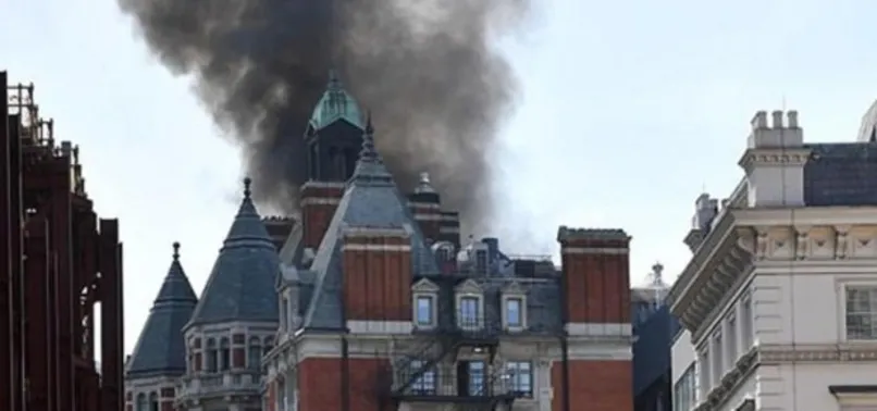 Londra’da beş yıldızlı otelde yangın