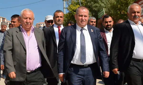 CHP Şırnak İl Başkanı Cangir Bilin eşini darbettiği gerekçesiyle gözaltına alındı! Genç kadın dehşet anlarını anlattı - 4