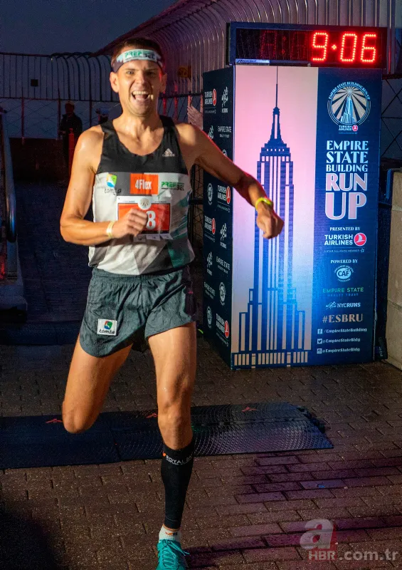 THY sponsor oldu en ünlü bina kırmızı beyaza büründü 6