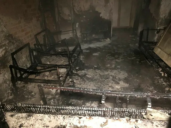 Ankara'da apartman dairesinde yangın: 1'i ağır, 3 yaralı - 5