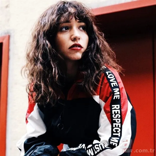 Kaderindir dizisinde Doğduğunuz Evden Zeynep Demet Özdemir bir estetik harikası! Görenler gözlerine inanamaz