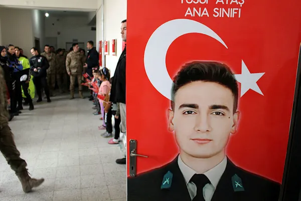 vasiyetiyle-turkiyeyi-duygulandiran-sehit-yusuf-atasin-ismi-anasinifinda-yasayacak-1673635689571.jpg