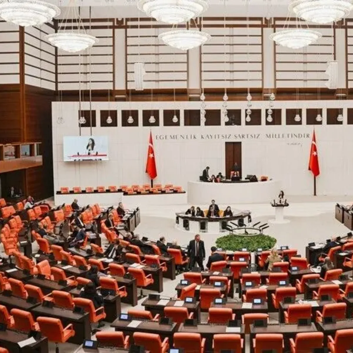 Fon tasfiyesinde kritik aşama! Kanun teklifi Meclis'te görüşülüyor
