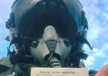 F-16 pilotu da şehitleri unutmadı