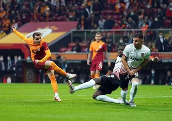 Galatasaray - Gaziantep: 2-0 (MAÇ SONUCU ÖZET)