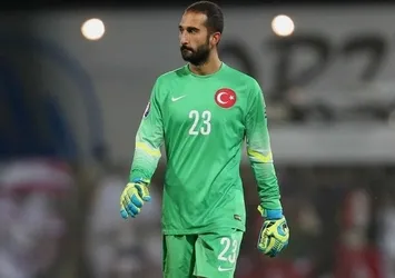 Kaleci Volkan'dan 4 yıllık imza