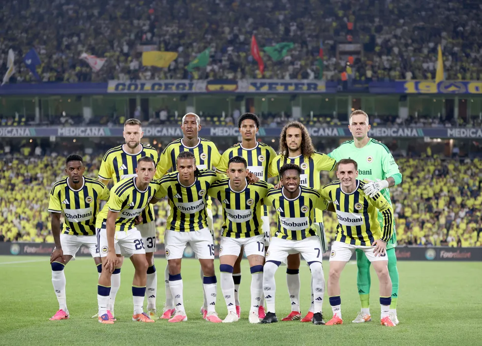 canli-fenerbahce-gornik-zabrze-1784660120301.jpg Kanarya rövanş öncesi avantajı kaptı! Maç sonucu: Fenerbahçe 1-0 Gornik Zabrze - 7