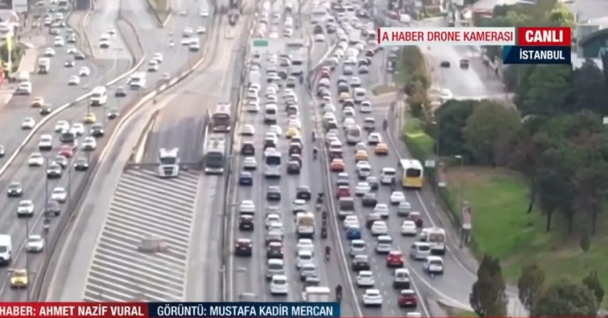 İstanbul'da sabah trafiği