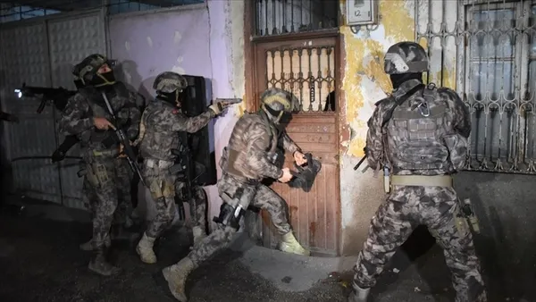 İstanbul merkezli 4 ilde terör örgütü PKK'ya dev operasyon! Onlarca gözaltı var - 3