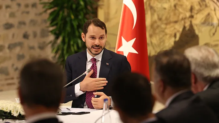 Hazine ve Maliye Bakanı Berat Albayrak’tan flaş ekonomi mesajları