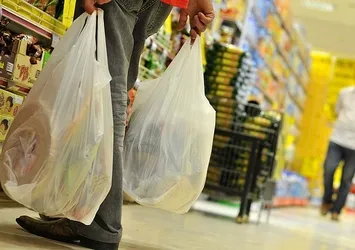 Naylon poşette 'ücret' tartışması