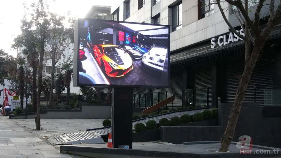 Kadıköy’de lüks oto galerisine milyonluk vurgun iddiası 2