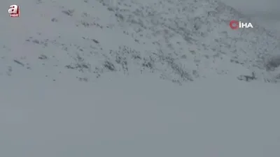 Karda mahsur kalan yolcular kurtarıldı