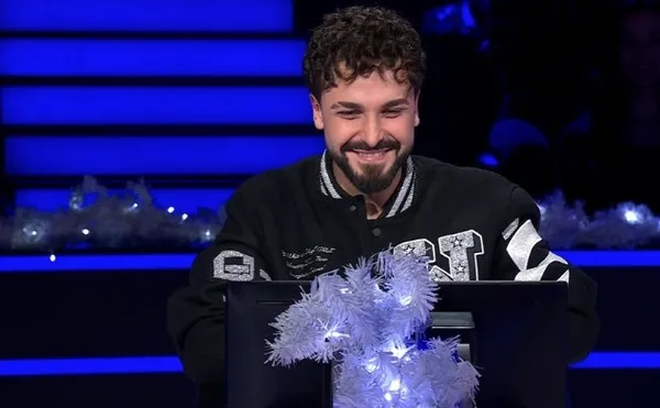 kim-milyoner-olmak-ister-yilbasi-konugu-sefonun-gercek-ismi-ne-milyoner-yilbasi-ozel-konugu-rapci-sefo-nereli-1672494081675.jpg Kim Milyoner Olmak İster yılbaşı konuğu Sefo'nun gerçek ismi ne? Milyoner yılbaşı özel konuğu Rapçi Sefo nereli, kaç yaşında? - 2