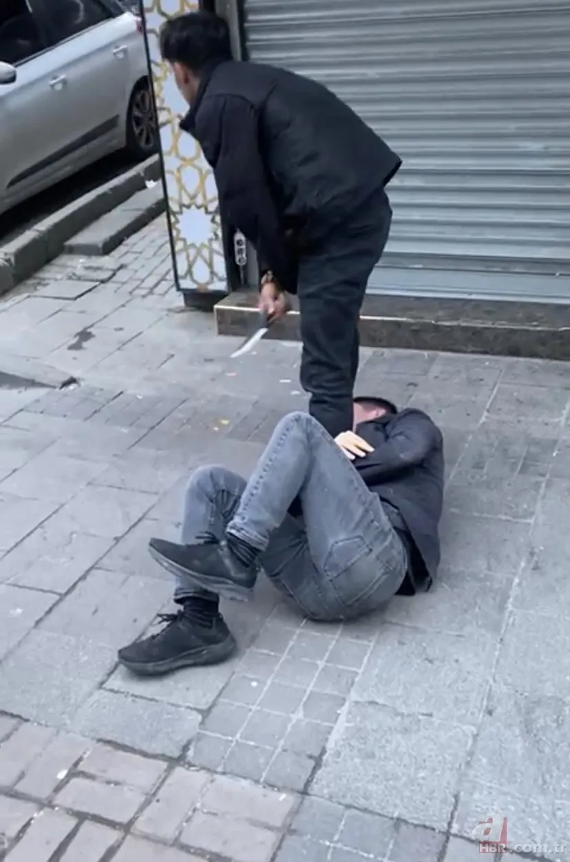 İstanbul’da kan donduran olay! Dövüldü, bıçaklandı, gaspçının bacağına sarıldı 4